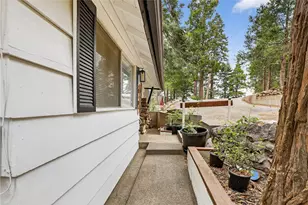 628 Rose Ln, Twin Peaks, CA 92391 - Photo 38