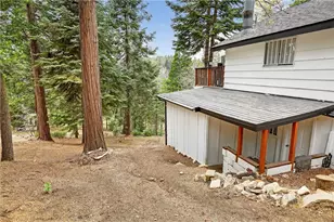 628 Rose Ln, Twin Peaks, CA 92391 - Photo 10