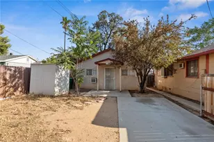 207 E 5th St, Beaumont, CA 92223 - Photo 32