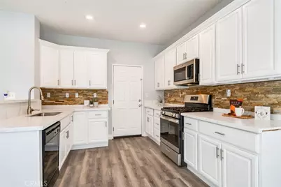 34083 Lily Road #33, Yucaipa, CA 92399 - Photo 14