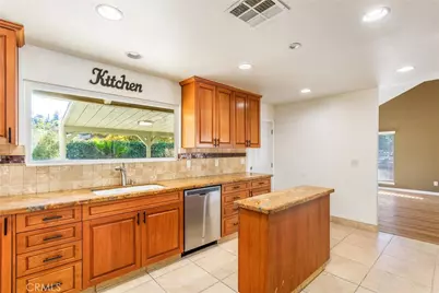 412 Phlox Court, Redlands, CA 92373 - Photo 22