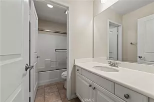 28378 Mirabelle Ln, Saugus, CA 91350 - Photo 30