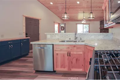 365 Santa Barbara Avenue, Sugarloaf, CA 92386 - Photo 12