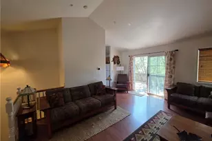 26478 Thunderbird Dr, Lake Arrowhead, CA 92391 - Photo 8