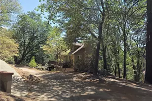 26478 Thunderbird Dr, Lake Arrowhead, CA 92391 - Photo 56