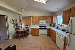 26478 Thunderbird Dr, Lake Arrowhead, CA 92391 - Photo 16