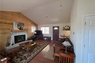 26478 Thunderbird Dr, Lake Arrowhead, CA 92391 - Photo 4