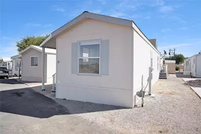 22601 Bear Valley Road #17, Apple Valley, CA 92308 - Photo 4
