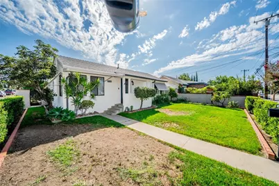 825 N Raitt Street, Santa Ana, CA 92703 - Photo 4