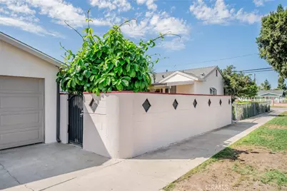 825 N Raitt Street, Santa Ana, CA 92703 - Photo 8