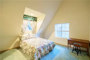 27381 Cottonwood Ln, Lake Arrowhead, CA 92317 - Photo 22