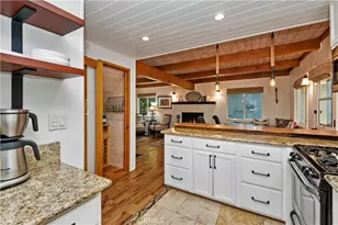 27828 Rainbow Dr, Lake Arrowhead, CA 92352 - Photo 18