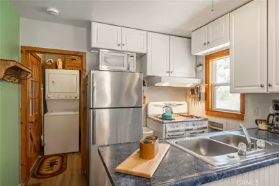 833 Brier Trail, Big Bear Lake, CA 92315 - Photo 18