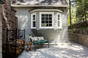 27844 Greenway Dr, Lake Arrowhead, CA 92352 - Photo 36