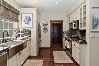 244 Corona Circle, Lake Arrowhead, CA 92352 - Photo 10