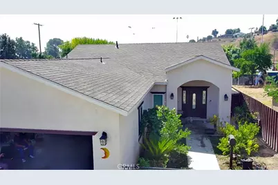 279 W 39th, San Bernardino, CA 92404 - Photo 2