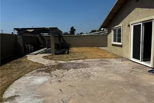 1012 Long Beach Dr, Colton, CA 92324 - Photo 2