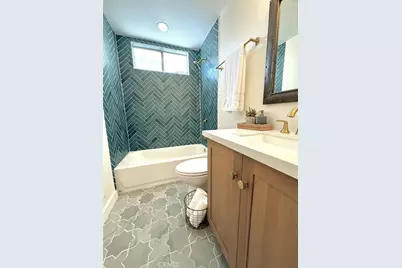 7702 Newport Ct, Fontana, CA 92336 - Photo 8