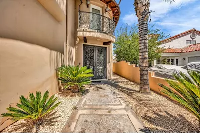 30420 Longhorn, Canyon Lake, CA 92587 - Photo 4