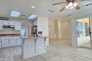 57281 Titian Ct, Yucca Valley, CA 92284 - Photo 10