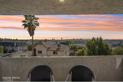 8400 De Longpre Ave #314, West Hollywood, CA 90069 - Photo 2