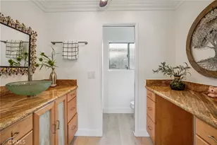 8400 De Longpre Ave, West Hollywood, CA 90069 - Photo 26
