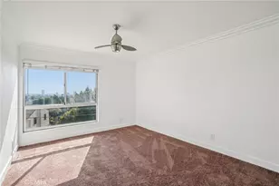 8400 De Longpre Ave, West Hollywood, CA 90069 - Photo 16