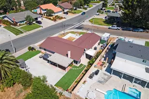 6141 Bluffwood Dr, Riverside, CA 92506 - Photo 2