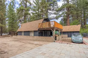 828 W Sherwood Blvd, Big Bear City, CA 92314 - Photo 16