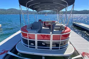 929 Lucerne Ln, Lake Arrowhead, CA 92352 - Photo 2