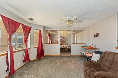 9585 Juniper Street, Apple Valley, CA 92308 - Photo 6