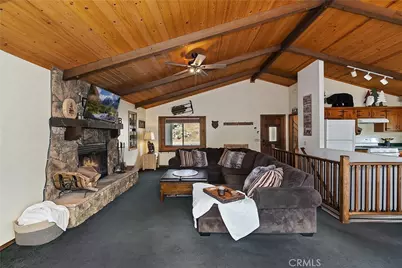 42895 Monterey, Big Bear Lake, CA 92315 - Photo 14