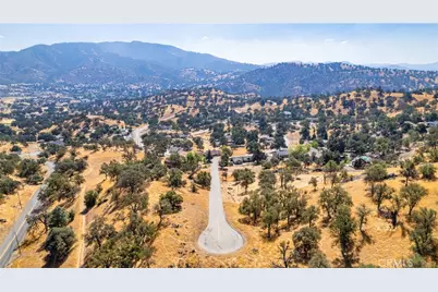 18750 Alameda Pl, Bear Valley Springs, CA 93561 - Photo 8