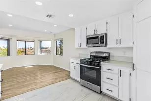 8121 Anaconda Ave, Oak Hills, CA 92344 - Photo 18