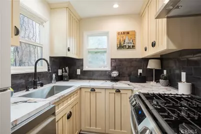 195 Elgin Boulevard, Big Bear Lake, CA 92315 - Photo 14