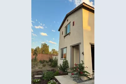 1352 1352 Rockcress, Banning, CA 92220 - Photo 2