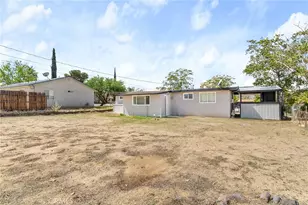 7427 Acoma Trail, Yucca Valley, CA 92284 - Photo 14