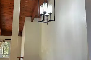 22348 Glenwood, Crestline, CA 92325 - Photo 8