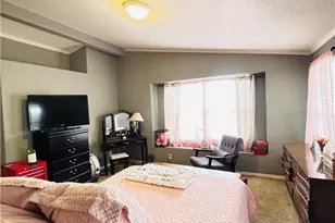 17377 Valley, Fontana, CA 92335 - Photo 28