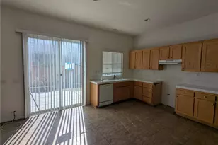 1758 Karley Way, Riverside, CA 92501 - Photo 6