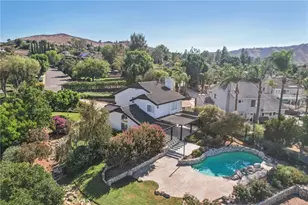 10691 Orchard View Ln, Riverside, CA 92503 - Photo 4