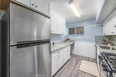 135 N Center, Redlands, CA 92373 - Photo 14