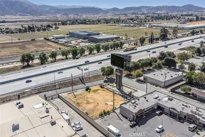 579 W Livingston, Banning, CA 92220 - Photo 8