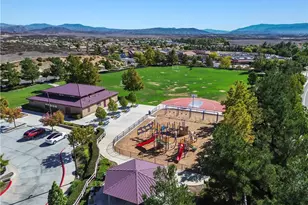 38160 Spring Canyon Dr, Murrieta, CA 92563 - Photo 22