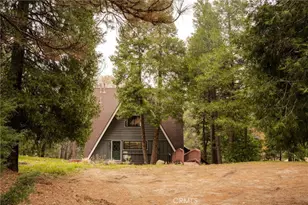 24571 Geneva, Crestline, CA 92325 - Photo 32