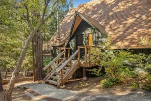 385 Birchwood Dr, Lake Arrowhead, CA 92352 - Photo 4