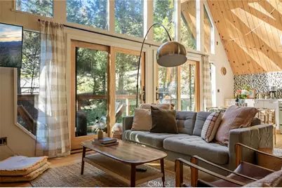 385 Birchwood Drive, Lake Arrowhead, CA 92352 - Photo 8