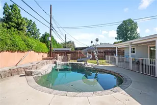 8989 Pembroke Ave, Riverside, CA 92503 - Photo 26