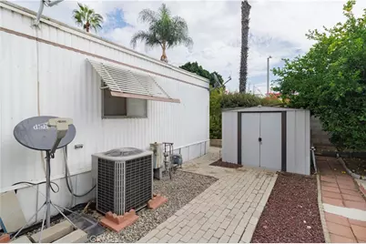 200 W San Bernardino #85, Rialto, CA 92376 - Photo 12