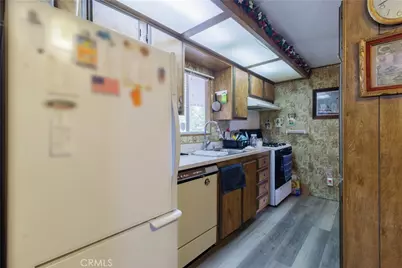 200 W San Bernardino #85, Rialto, CA 92376 - Photo 18